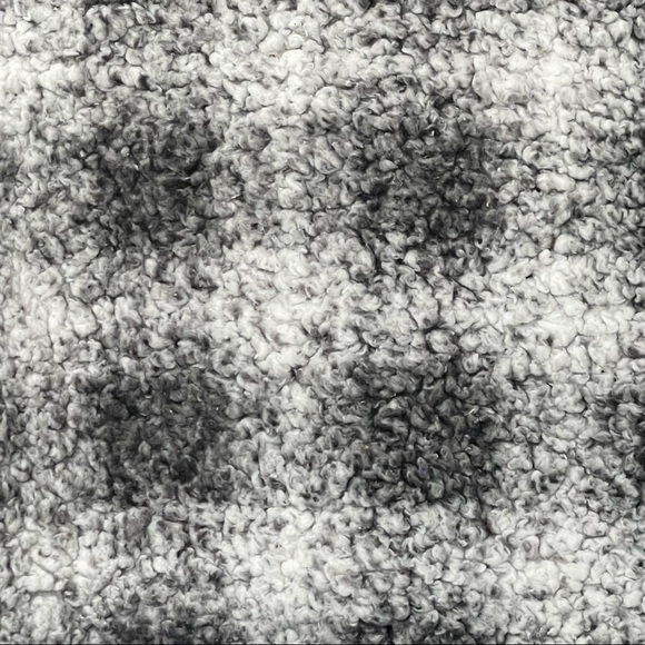 Dylan Cozy Plaid Sherpa Button Up Jacket Black/White Sold on Evereve Size XS - Picture 11 of 13